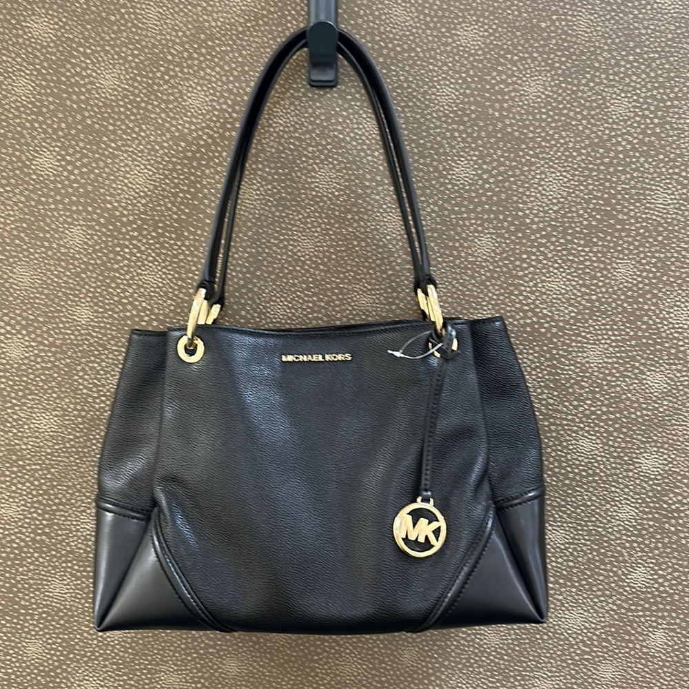 🔥🔥🔥NEW Michael Kors Nicole Large Black Leather Shoulder Bag Tote - Picture 2 of 16